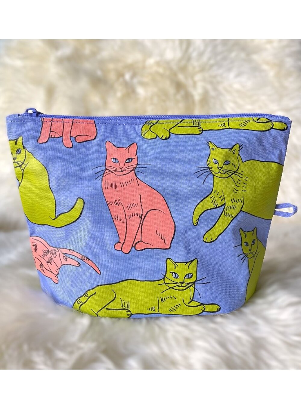 NWOT Baggu Go Pouch Medium - Table Cats (Still Life)